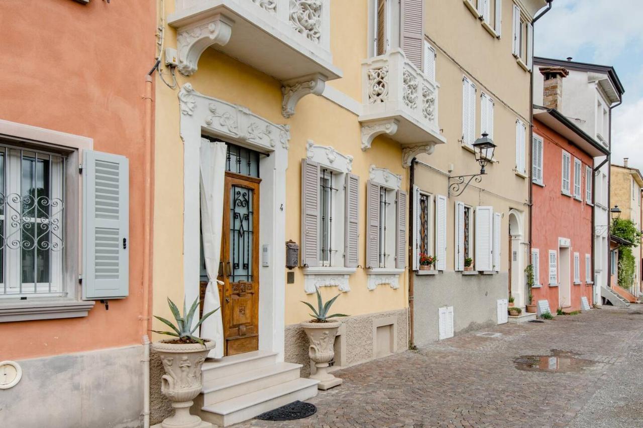 מונטקיו אמיליה La Casa Sulle Mura מראה חיצוני תמונה