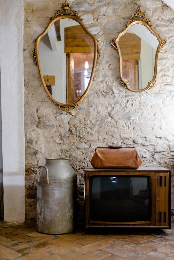 מונטקיו אמיליה La Casa Sulle Mura מראה חיצוני תמונה